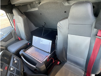 Trattore stradale RENAULT T460: foto 5