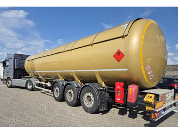 Semirimorchio cisterna