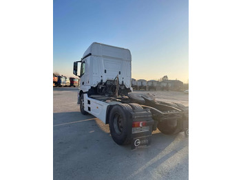 Trattore stradale nuovo mercedes-beenz actros: foto 4