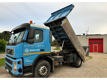 Autocarro ribaltabile VOLVO FM