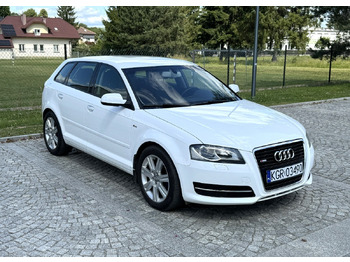 Autovettura AUDI