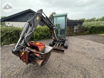 Miniescavatore VOLVO EC18C