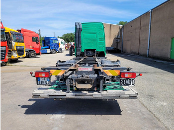 Autocarro portacontainer/ Caisse interchangeable VOLVO FH12 420 GLOBETROTTER: foto 5 Autocarro portacontainer/ Caisse interchangeable VOLVO FH12 420 GLOBETROTTER: foto 5