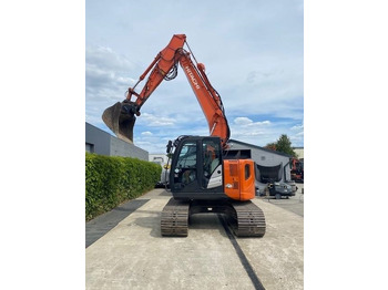 Escavatore cingolato HITACHI ZX135