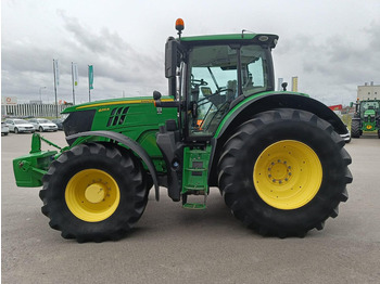 Trattore John Deere 6215R: foto 4