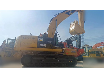Escavatore cingolato CATERPILLAR 320C