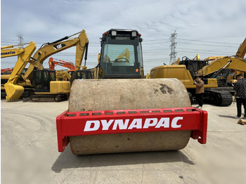 Rullo compattatore/ Rullo compressore DYNAPAC CA30D: foto 4