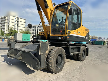 Escavatore gommato HYUNDAI ROBEX 210W-9: foto 4