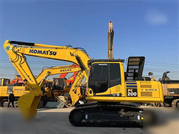 Escavatore cingolato KOMATSU PC200-8