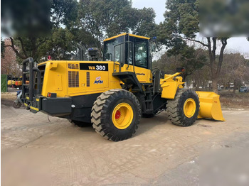 Pala gommata KOMATSU WA380-6