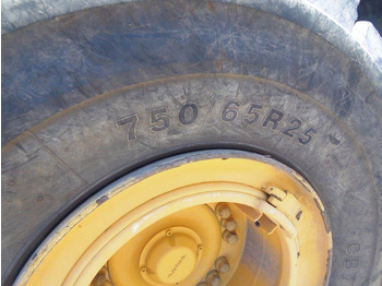 Pala gommata VOLVO L110H