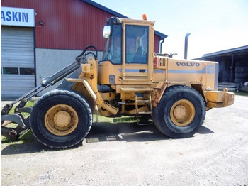 Pala gommata VOLVO L90