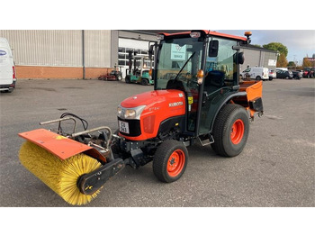 Trattore comunale KUBOTA