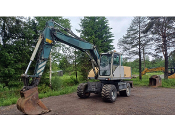 Escavatore gommato VOLVO EW140