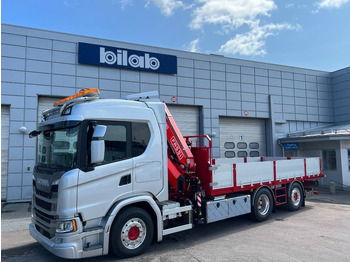 Camion con gru SCANIA G 360