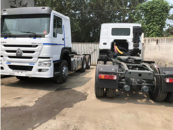 Trattore stradale SINOTRUK HOWO