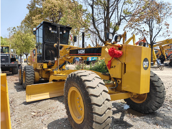 Grader CATERPILLAR 140H construction machine good price in stock: foto 2