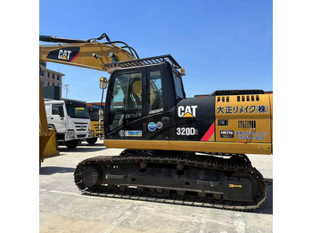 Escavatore cingolato CATERPILLAR 320D2