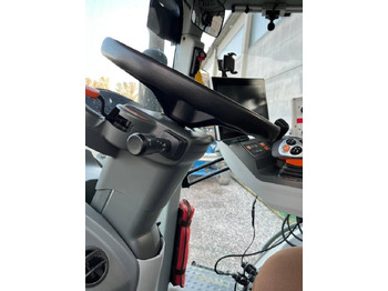 Trattore Claas Axion 870 Cmatic: foto 5