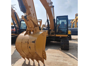Macchina da cantiere CATERPILLAR 320GC
