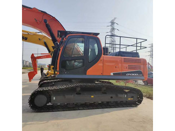 Escavatore DOOSAN DX300LC
