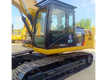 Escavatore CATERPILLAR 320D