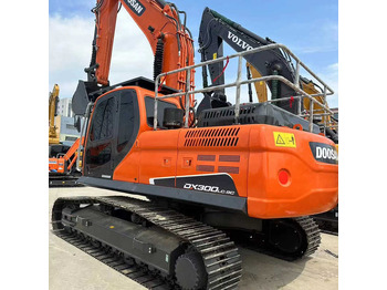 Escavatore cingolato DOOSAN DX300