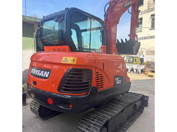 Escavatore cingolato DOOSAN DX60
