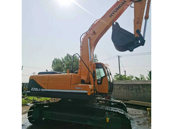 Escavatore HYUNDAI
