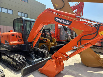 Escavatore cingolato DOOSAN DX55-9C