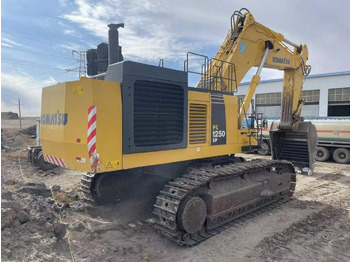 Escavatore cingolato KOMATSU