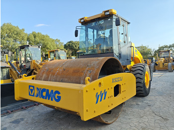 Rullo stradale XCMG XS223J