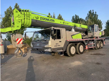 Autogru ZOOMLION ZTC700V
