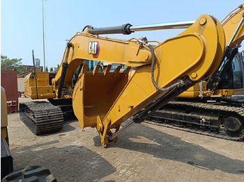 Escavatore cingolato CATERPILLAR 320D3