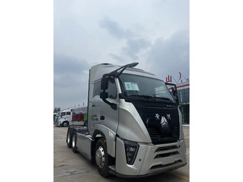 Macchina da cantiere SINOTRUK