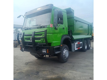 Autocarro ribaltabile SINOTRUK HOWO