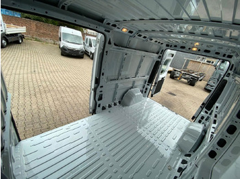 Furgone chiuso nuovo Opel Movano Cargo: foto 5