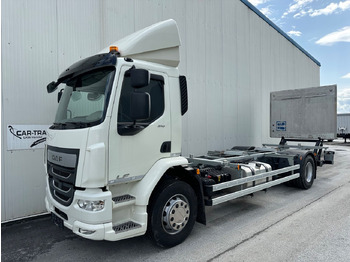 Autocarro portacontainer/ Caisse interchangeable DAF LF