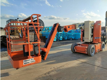 Piattaforma articolata JLG