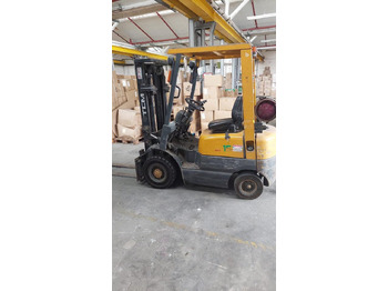 Carrello elevatore a gas TCM