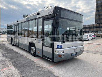 Autobus extraurbano MAN Lion's Classic