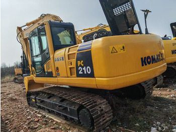 Escavatore cingolato KOMATSU PC210
