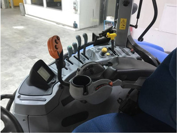 Trattore New Holland T7.250: foto 5