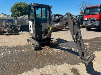 Miniescavatore VOLVO EC18D