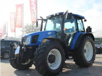 Trattore New Holland T5060: foto 1