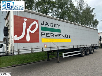 Semirimorchio centinato FRUEHAUF