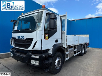 Autocarro con pianale/ Cassone fisso IVECO Trakker