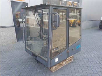 Cabina e interni AHLMANN