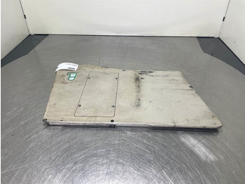 Cabina e interni LIEBHERR