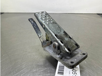 Cabina e interni TEREX